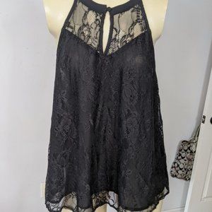 Torrid black lace sleeveless shirt